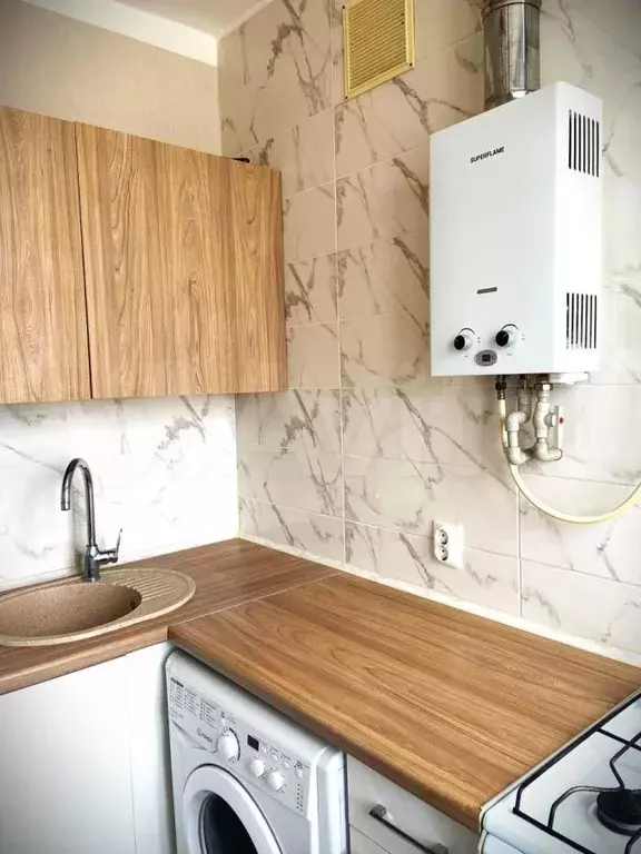 2-к. квартира, 40 м, 4/4 эт. - Фото 1