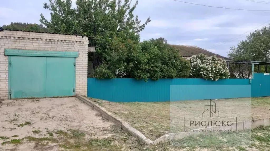 Дом в Волгоградская область, Камышинский район, Мичуринское с/пос, ... - Фото 2