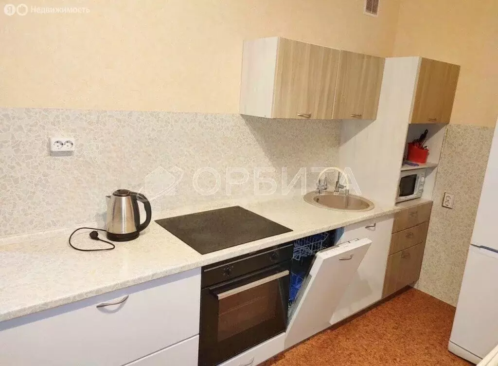 2-комнатная квартира: Тюмень, улица Дмитрия Менделеева, 16 (61.1 м) - Фото 1