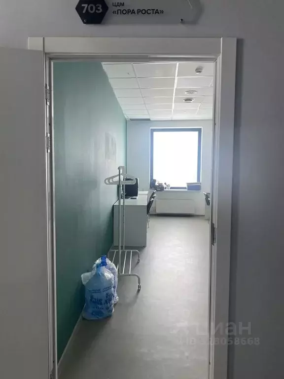 Помещение свободного назначения в Саха (Якутия), Якутск просп. Ленина, ... - Фото 2