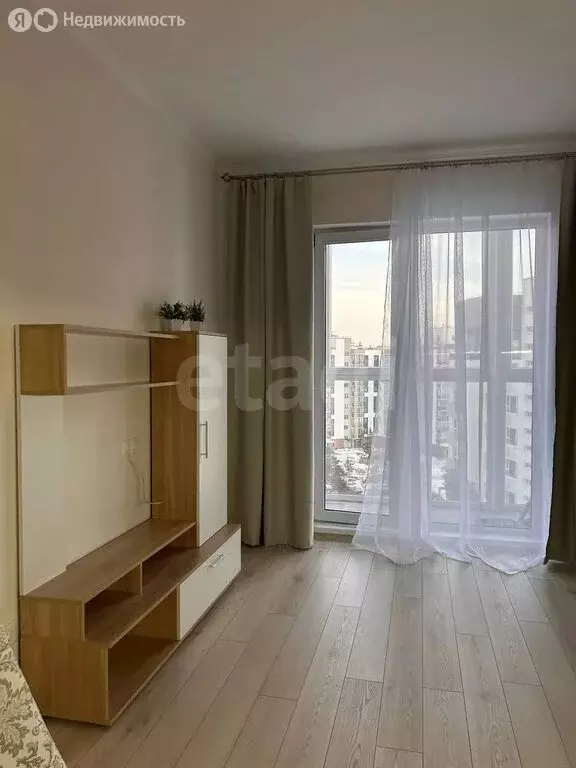 Квартира-студия: Тюмень, улица Героев Сталинградской Битвы, 1 (25.7 м) - Фото 2