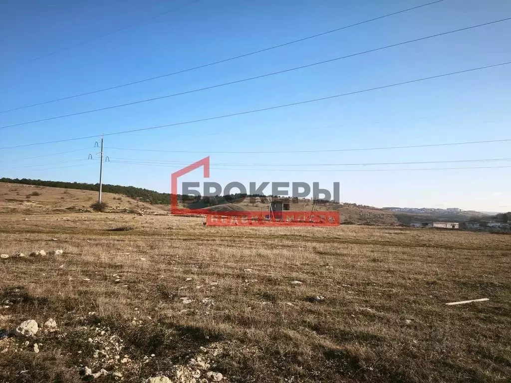 Участок в Севастополь ул. Летчика Мусатова, 36 (10.0 сот.) - Фото 2