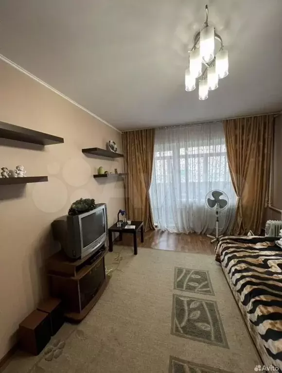 1-к. квартира, 37 м, 1/5 эт. - Фото 0