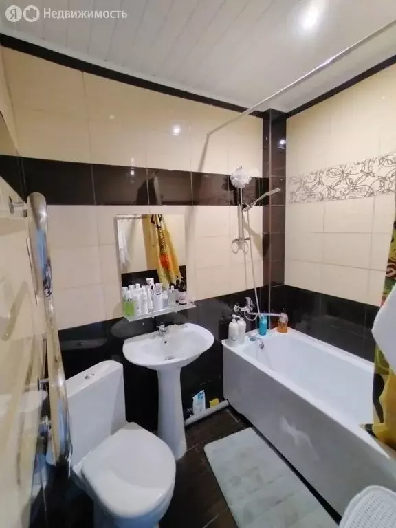 1-комнатная квартира: Сочи, микрорайон Донская, переулок Чехова, 8 (32 ... - Фото 1