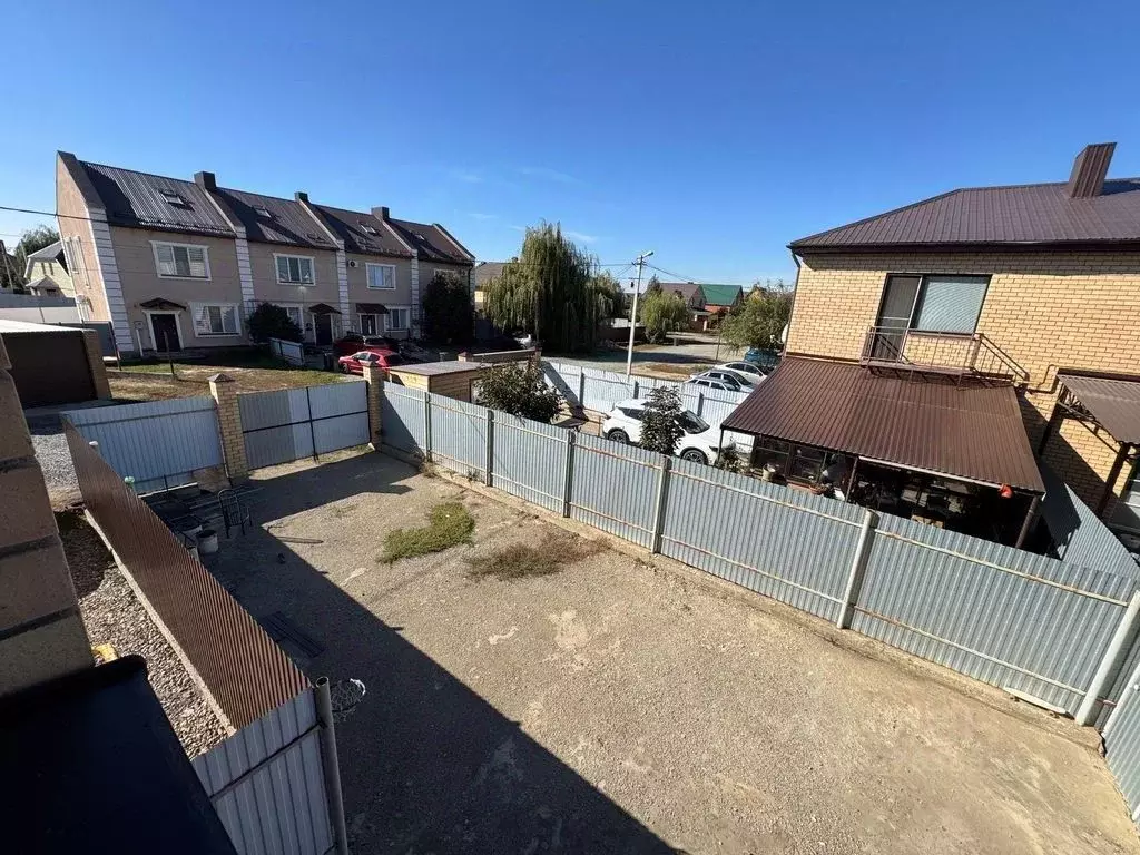 Таунхаус в Оренбургская область, Оренбургский район, с. Нежинка ул. ... - Фото 2