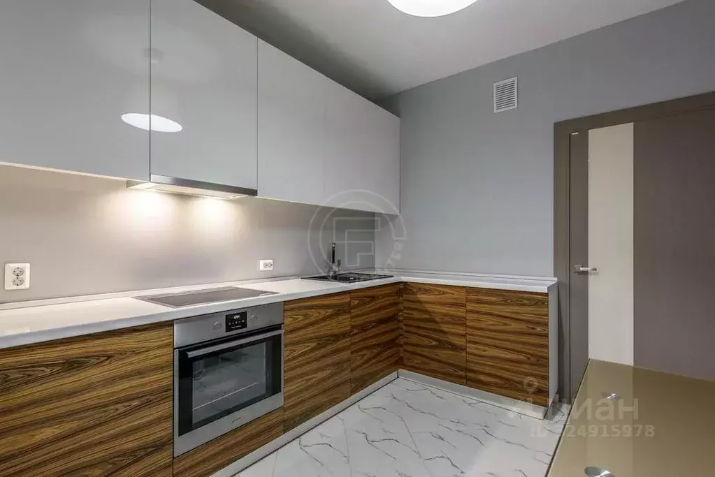 1-к кв. Свердловская область, Екатеринбург ул. Московская, 196 (41.6 ... - Фото 1