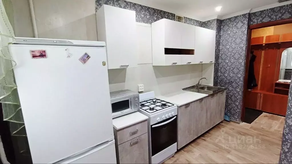 2-к кв. Татарстан, Нижнекамск просп. Химиков, 70Б (46.4 м) - Фото 0