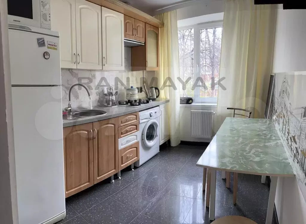 3-к. квартира, 61,4 м, 1/5 эт. - Фото 0