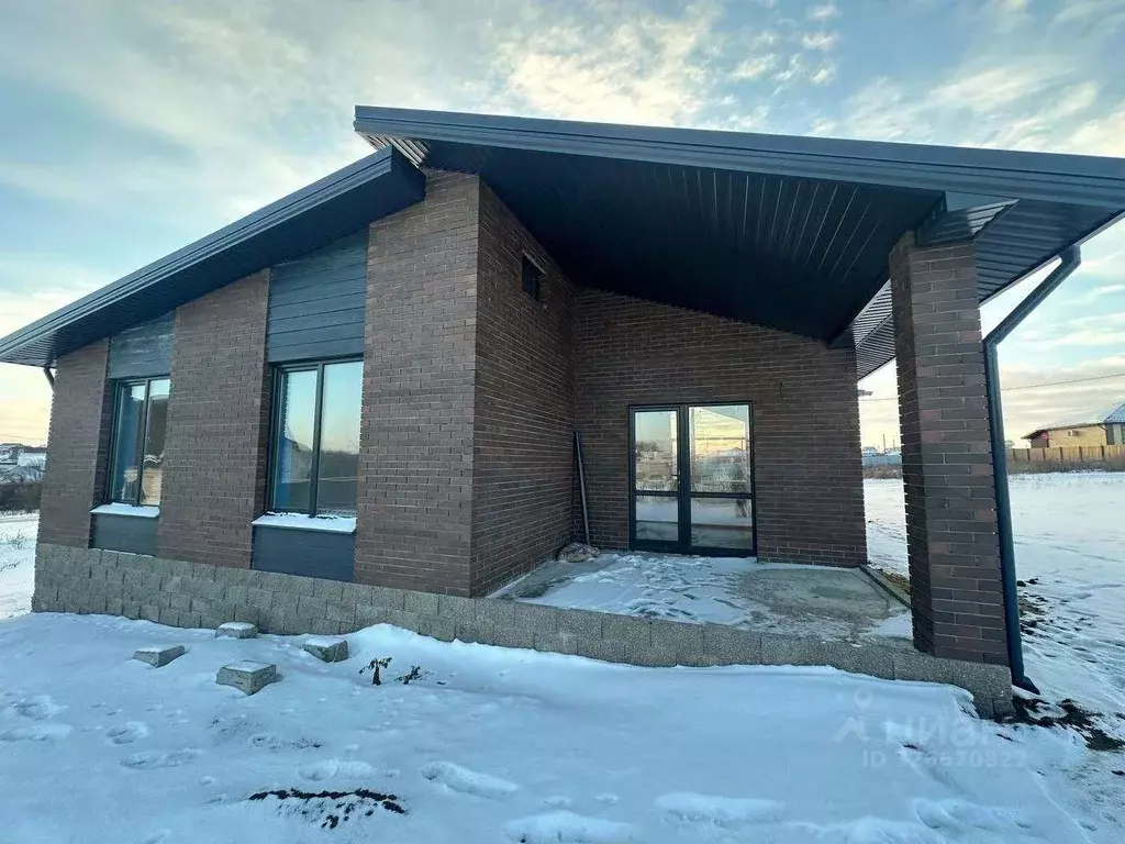 Дом в Белгородская область, Белгородский район, с. Стрелецкое ул. ... - Фото 2