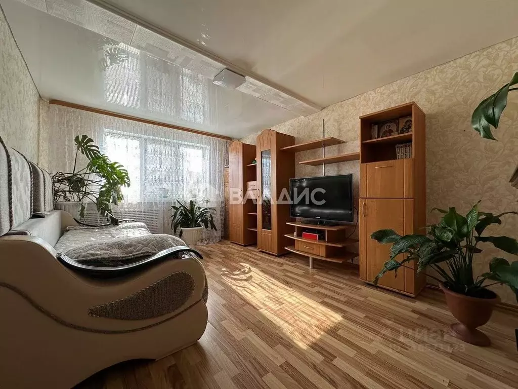 Дом в Ивановская область, пос. Лежнево ул. 1-я Интернациональная, 5 ... - Фото 1