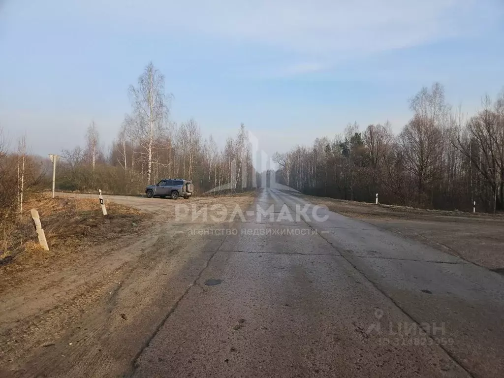 Участок в Брянская область, Карачевское городское поселение, д. ... - Фото 0