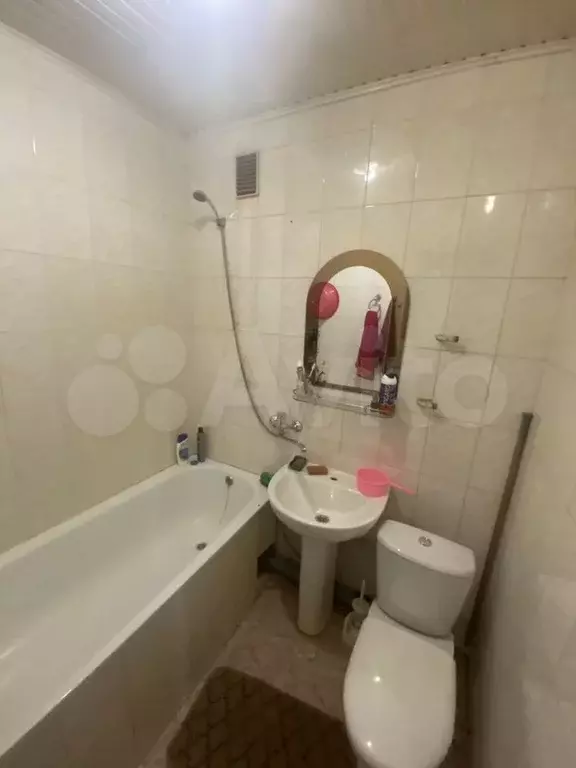 1-к. квартира, 30 м, 4/4 эт. - Фото 1