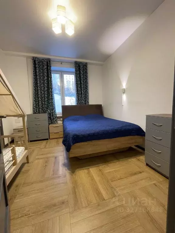 2-к кв. Мурманская область, Мурманск ул. Академика Книповича, 15 (56.0 ... - Фото 1