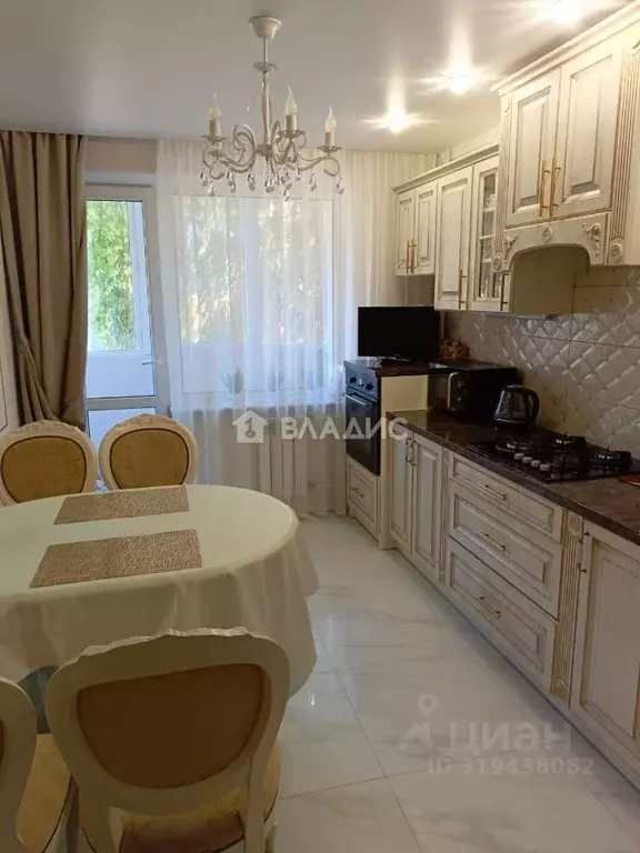 3-к кв. Калининградская область, Калининград Озерная ул., 34 (106.3 м) - Фото 1