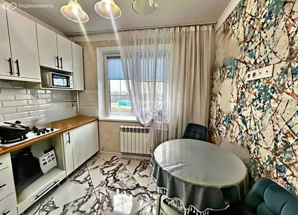 2-комнатная квартира: Губкин, улица Дзержинского, 123А (52.4 м) - Фото 2