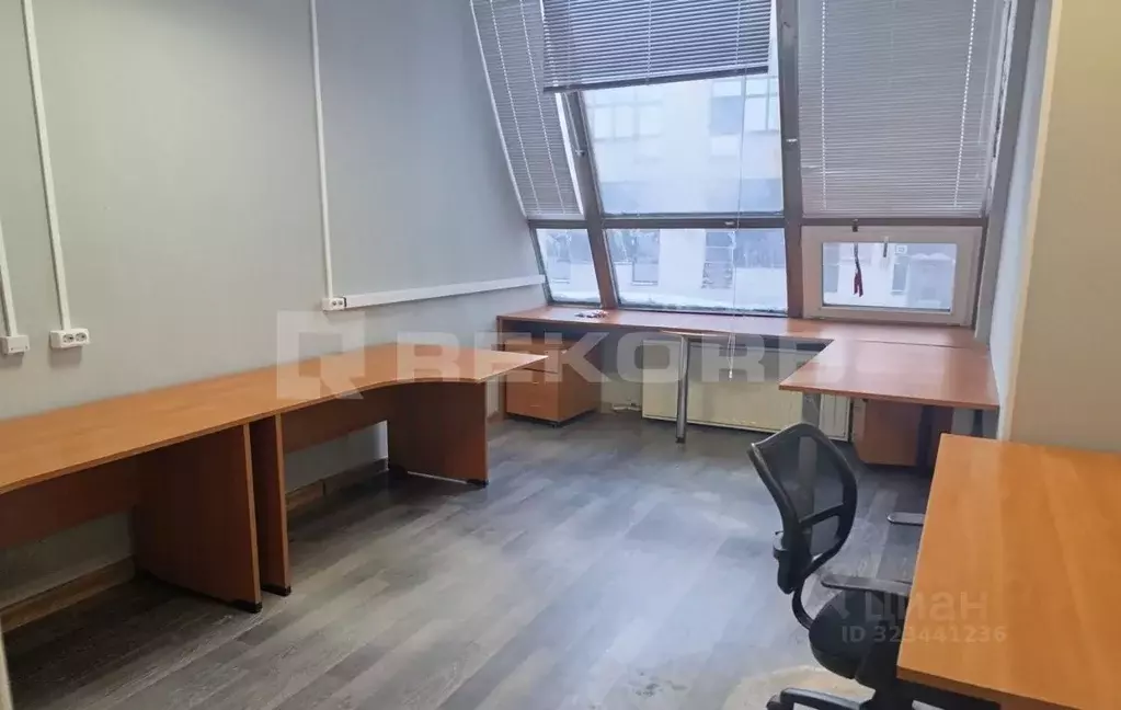 Офис в Санкт-Петербург Кантемировская ул., 12 (167 м) - Фото 1