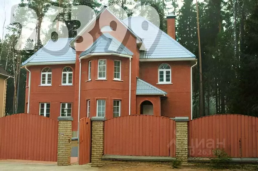 Аренда коттеджа в подмосковье на месяц 60 000. Сниму дом в щелковском районе. Загорянка дачный поселок. Валентиновка коттеджи. Загорянский щелково.