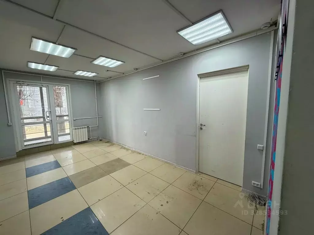 Помещение свободного назначения в Волгоградская область, Волгоград ул. ... - Фото 2