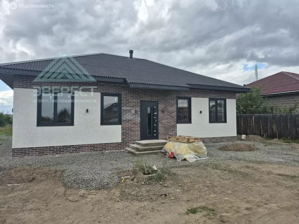 Дом в село Белый Яр, Магистральная улица (80 м) - Фото 1