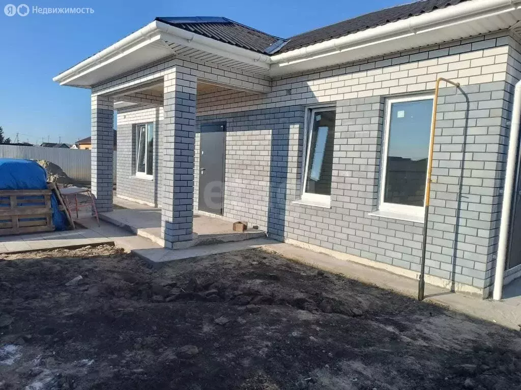 Дом в Тюменский муниципальный округ, деревня Ушакова, коттеджный ... - Фото 1