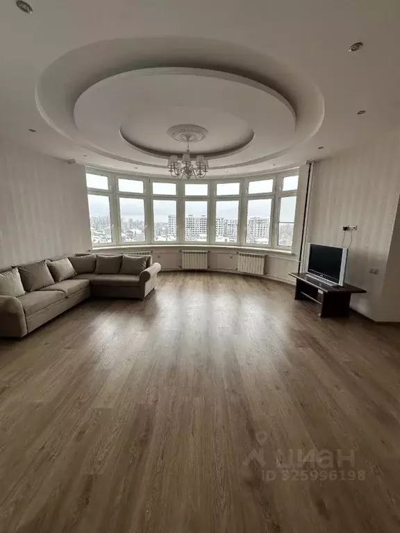 3-к кв. Московская область, Химки Клязьма-Старбеево мкр, Международный ... - Фото 1