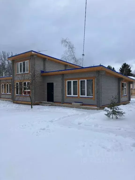 Дом в Калужская область, Тарусский муниципальный округ, Кузьмищево ... - Фото 1