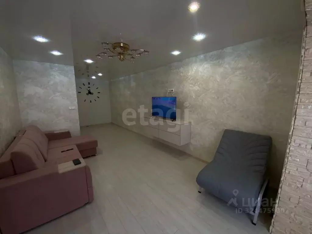 1-к кв. Татарстан, Зеленодольск просп. Строителей, 9 (42.9 м) - Фото 1