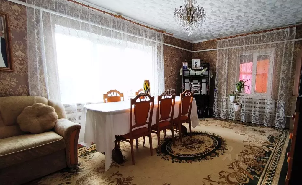 Дом в Крым, Сакский район, с. Крайнее ул. 40 лет Победы, 1 (185 м) - Фото 1