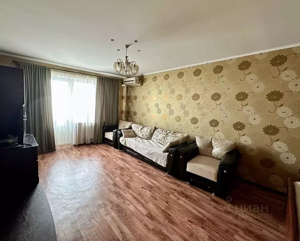 1-к кв. Волгоградская область, Волгоград Казахская ул., 6 (54.0 м) - Фото 0