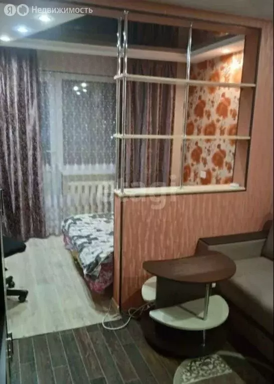 1-комнатная квартира: Среднеуральск, улица Бахтеева, 12 (29 м) - Фото 1