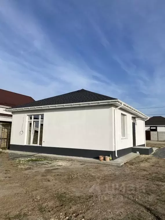 Дом в Крым, Симферопольский район, Добровское с/пос, с. Пионерское ул. ... - Фото 2