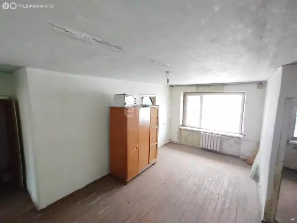 3-комнатная квартира: Петропавловск-Камчатский, Ключевская улица, 26 ... - Фото 0