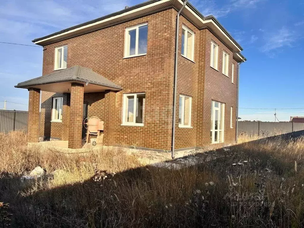 Дом в Ставропольский край, Шпаковский муниципальный округ, с. Татарка ... - Фото 1