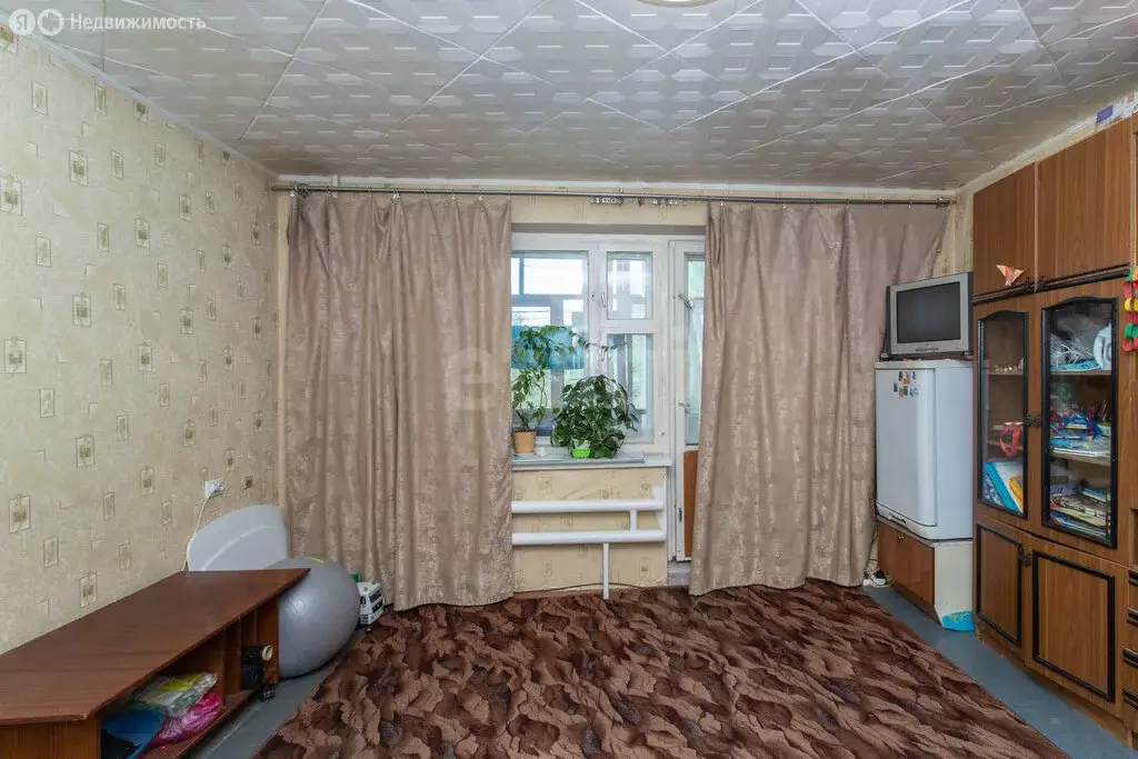 3-комнатная квартира: Тобольск, 4-й микрорайон, 19 (65 м) - Фото 2