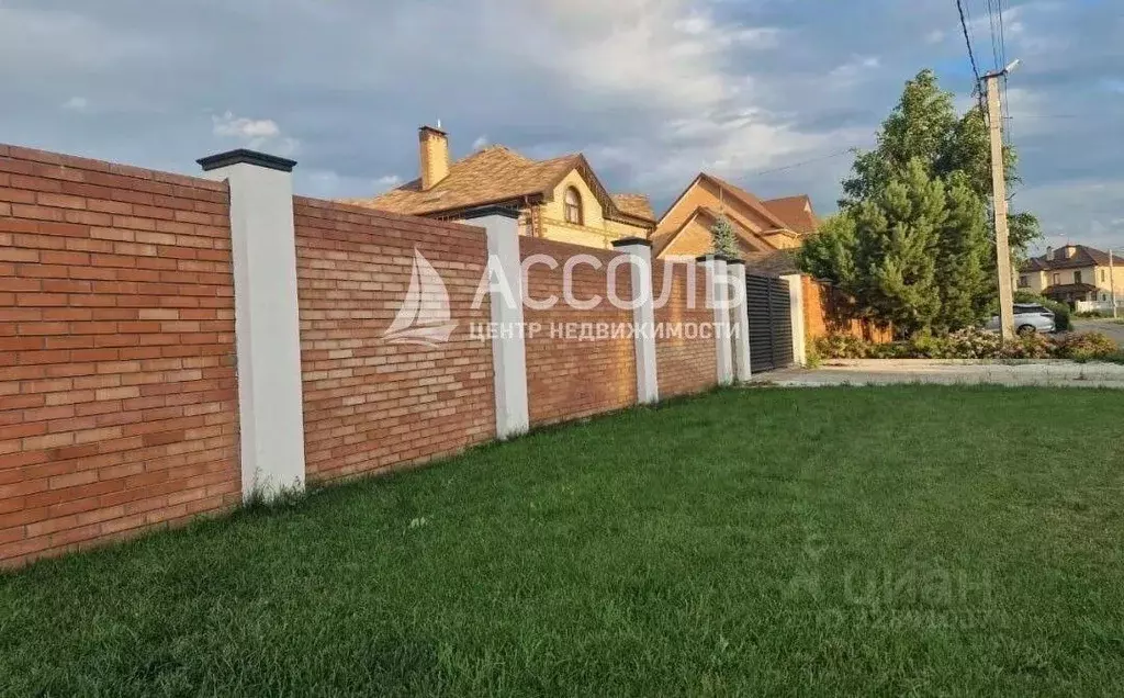 Дом в Омская область, Омск ул. Стрелецкого, 27 (100 м) - Фото 2