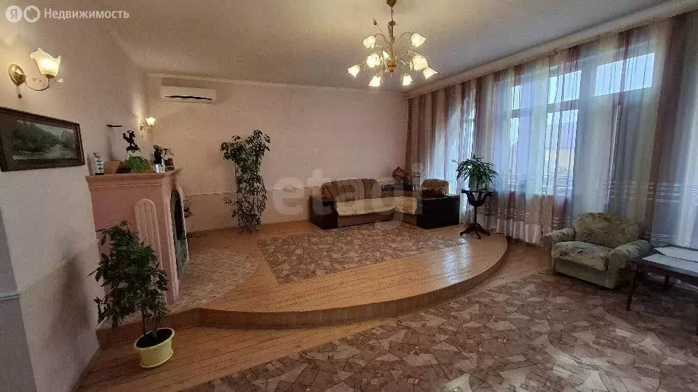 Дом в Изобильный, улица Мира (325 м) - Фото 1