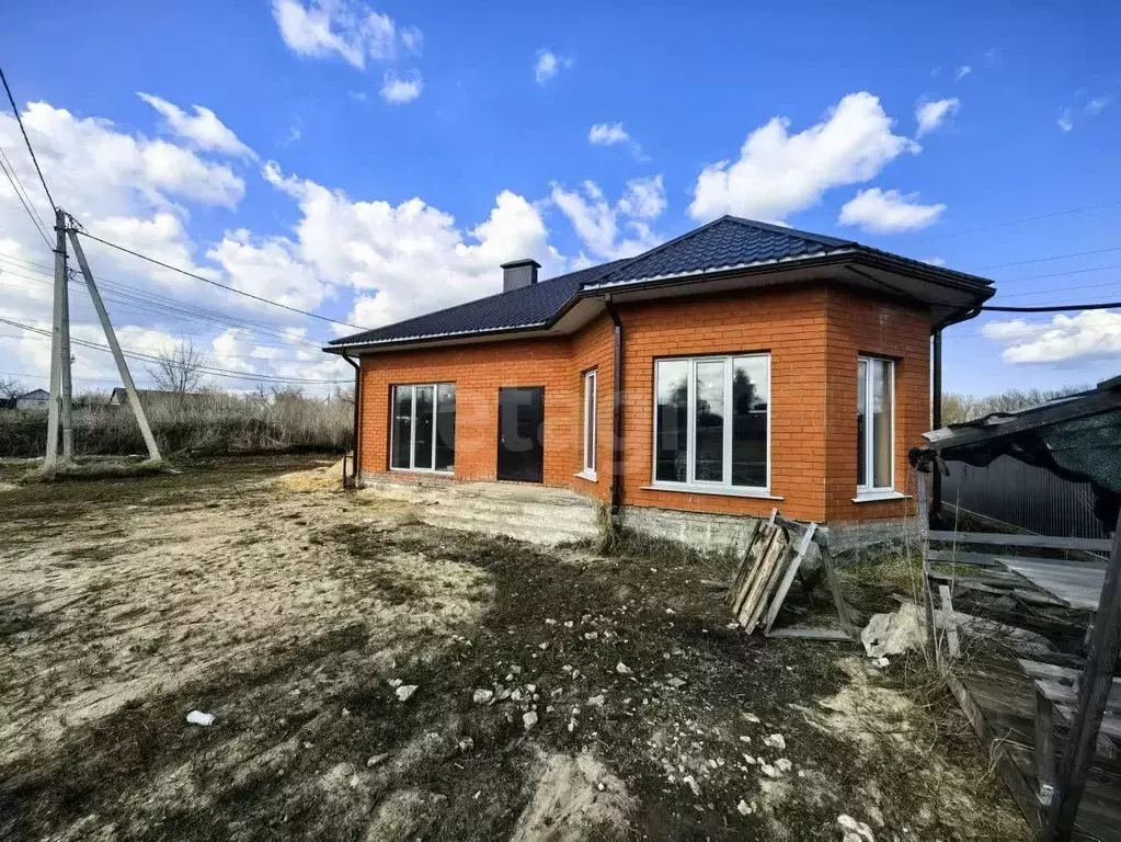 Дом в Липецкая область, Елец ул. Нововоронежская, 56 (132 м) - Фото 1