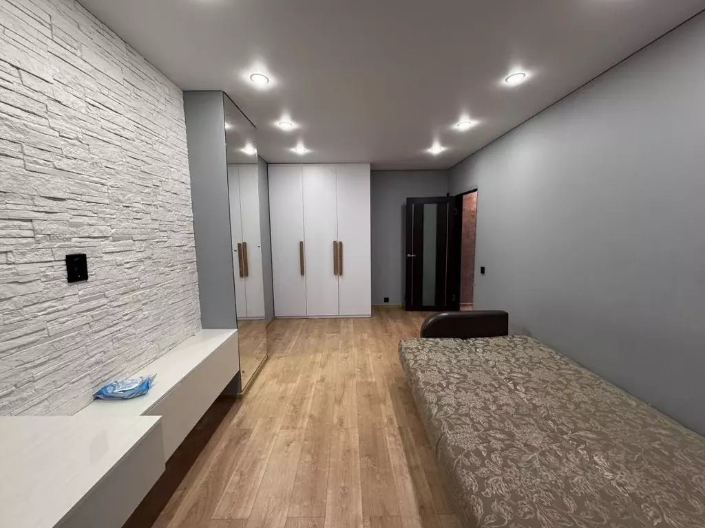 1-к кв. Челябинская область, Челябинск Южная ул., 2 (31.0 м) - Фото 2