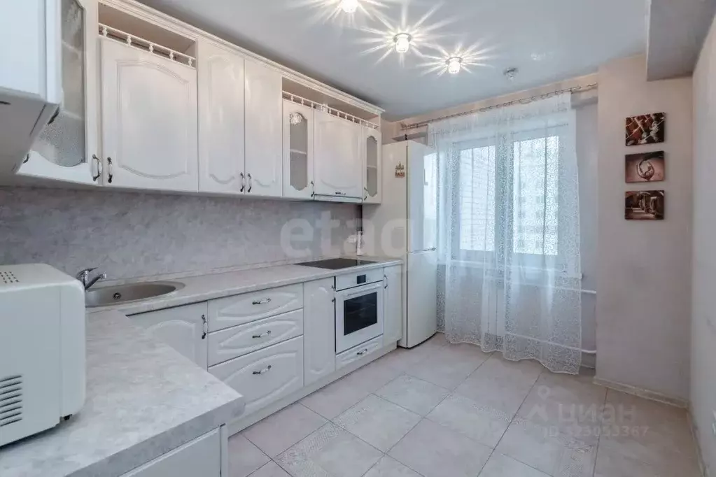 3-к кв. Свердловская область, Екатеринбург ул. Дорожная, 15 (60.0 м) - Фото 1