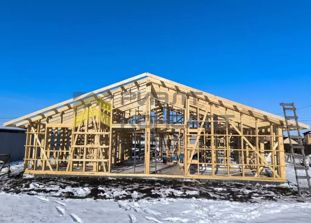 Дом в Омская область, Омский район муниципальный округ, с. ... - Фото 2