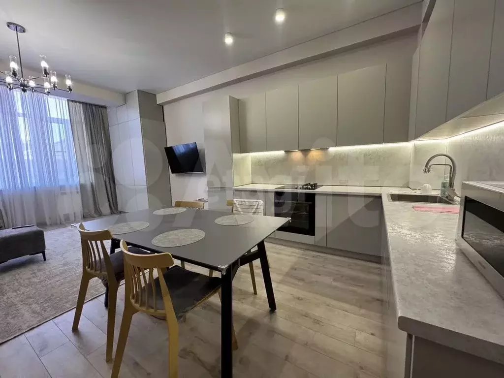 2-к. квартира, 75 м, 6/10 эт. - Фото 1