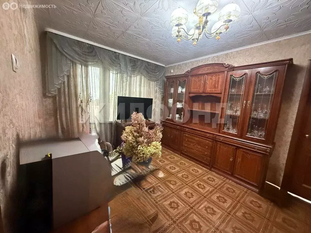 4-комнатная квартира: Новосибирск, Гусинобродское шоссе, 27 (74 м) - Фото 0