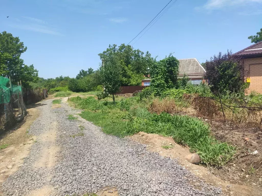 Участок в Краснодарский край, Абинский район, Ахтырское городское ... - Фото 1