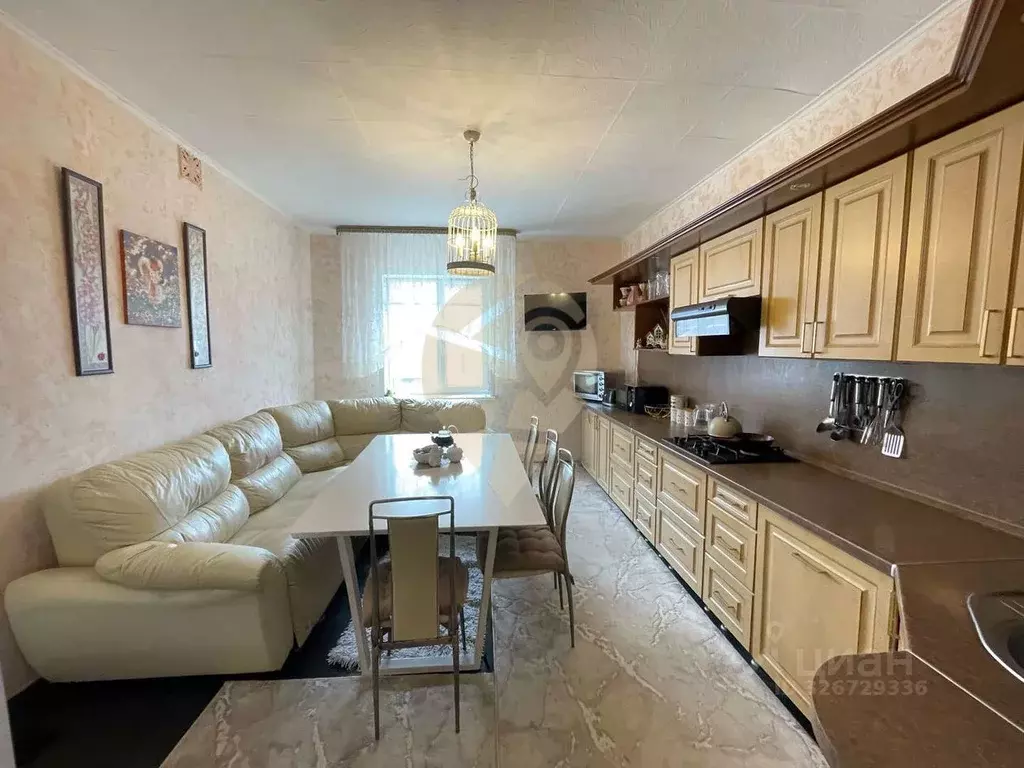 Дом в Белгородская область, Старый Оскол Рудная ул., 3 (204 м) - Фото 1