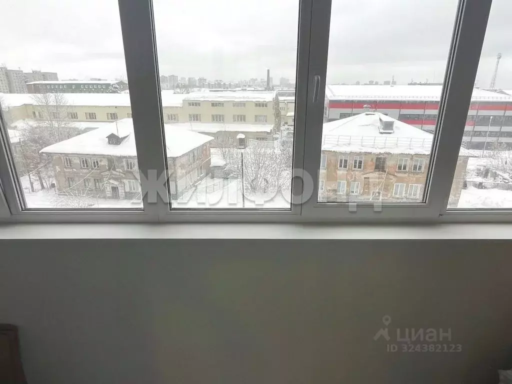 Студия Новосибирская область, Новосибирск Сухарная ул., 96/3 (27.0 м) - Фото 1