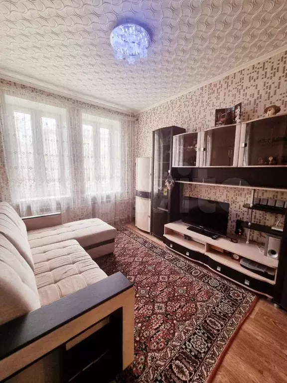 2-к. квартира, 50 м, 2/4 эт. - Фото 0