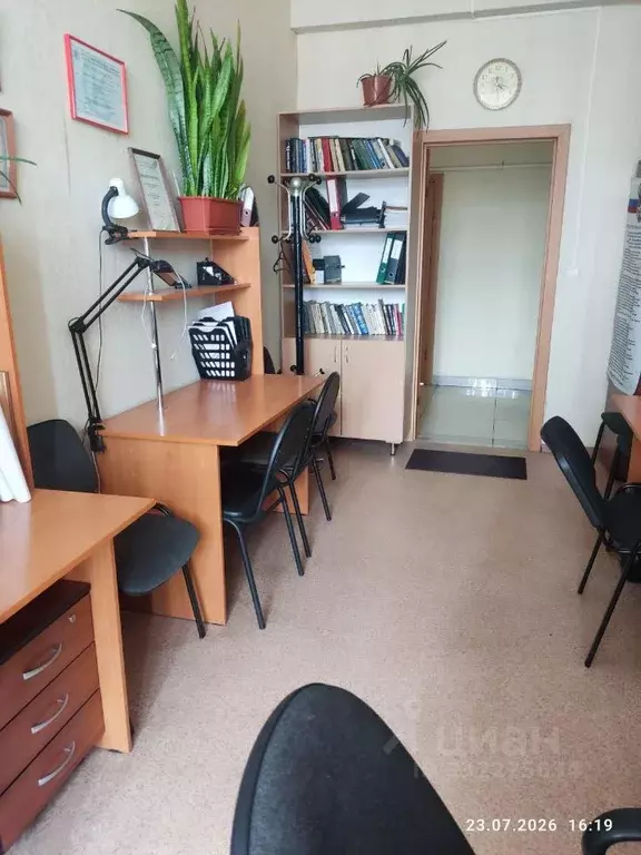 Офис в Кемеровская область, Новокузнецк ул. Орджоникидзе, 18 (18 м) - Фото 1