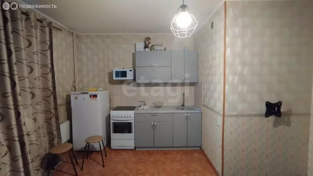 Квартира-студия: Челябинск, Луганская улица, 5 (23.7 м) - Фото 1