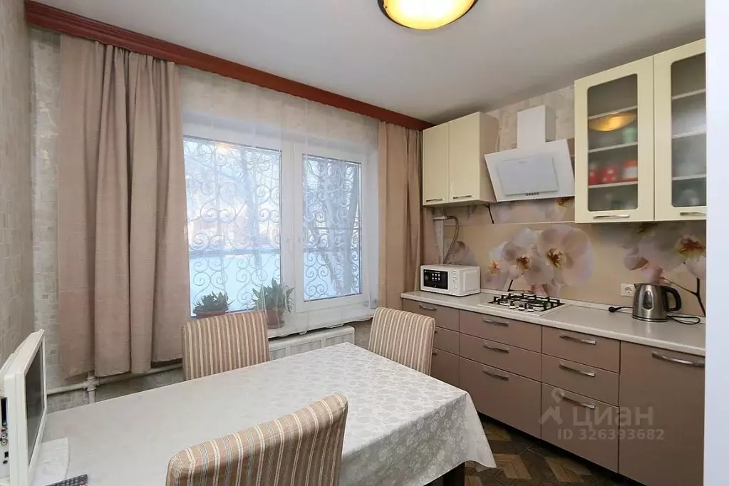 3-к кв. Москва 2-я Черногрязская ул., 9 (67.0 м) - Фото 1