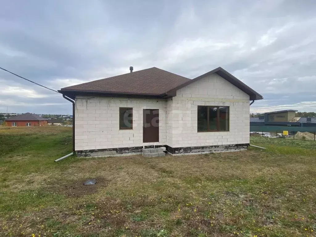 Дом в Белгородская область, Белгородский район, пос. Майский, ... - Фото 1